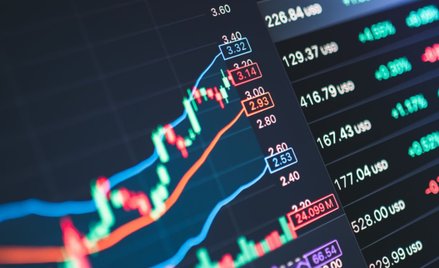 Obligacje skarbowe zyskują na tle korporacyjnych