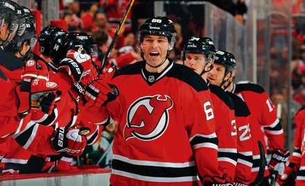 Jaromir Jagr w barwach New Jersey Devils. Fot. Jim McIsaac