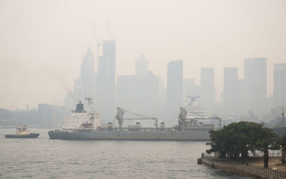 Australia płonie, Sydney spowite dymem, premier skraca wakacje