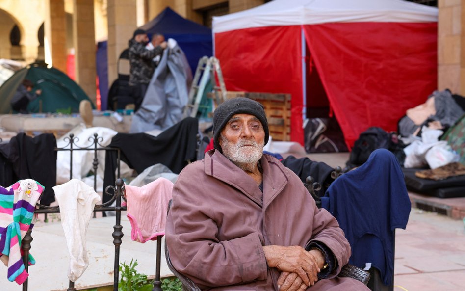 W Libanie co najmniej 130 tysięcy osób schroniło się w zbiorowych ośrodkach dla uchodźców