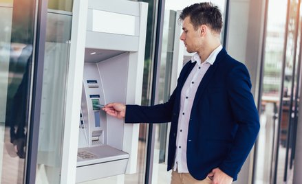 Bankomat zrobi ci zdjęcie. Będzie kara za zakrycie twarzy