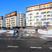 Tracący zdolność kredytową Polacy albo kupują mniejsze mieszkania, albo przenoszą się na rynek najmu