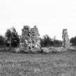 Fragment dworu rodziców marsz. Józefa Piłudskiego zniszczonego podczas wojny