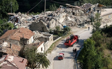 Włochy: 23,5 mld euro strat po trzęsieniach ziemi