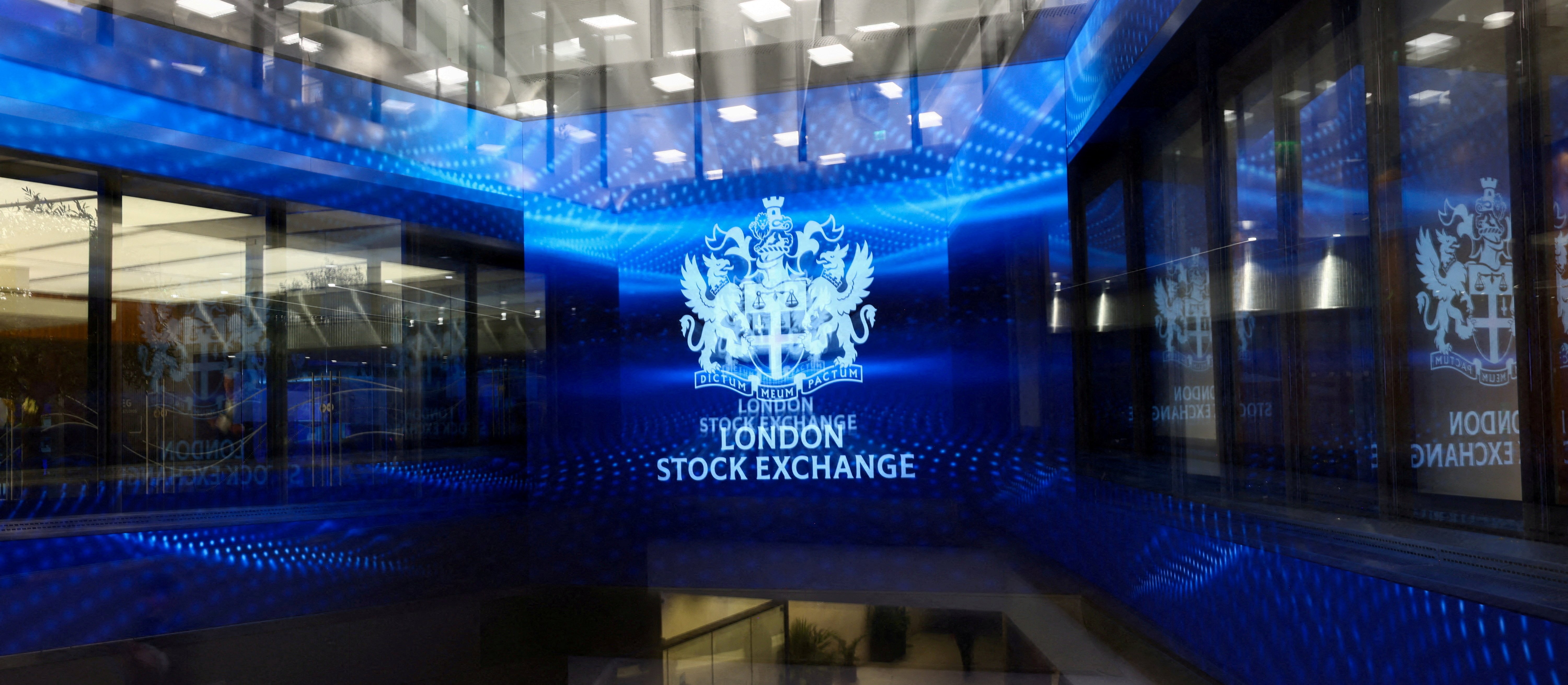Handel 24/7 i agenci AI. LSE wydłuża godziny handlu