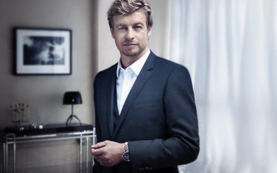 Aktor Simon Baker, grający główną rolę w serialu „Mentalista”, z nowym zegarkiem Master Collection B