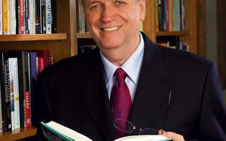 dr Van K. Tharp