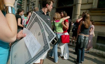 Stypendia socjalne są przyznawane niezgodnie z prawem