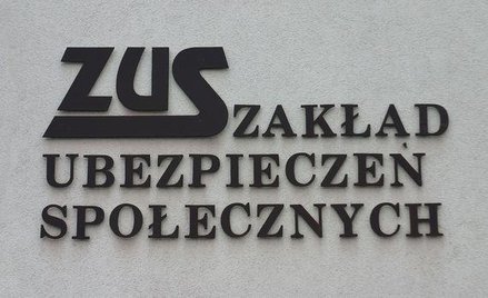 Biznesmen na zasiłku nie płaci ZUS dorabiając na etacie