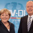 Lider SPD Peer Steinbrueck ma małe szanse wygrać z Angelą Merkel, ale dystans się zmniejsza