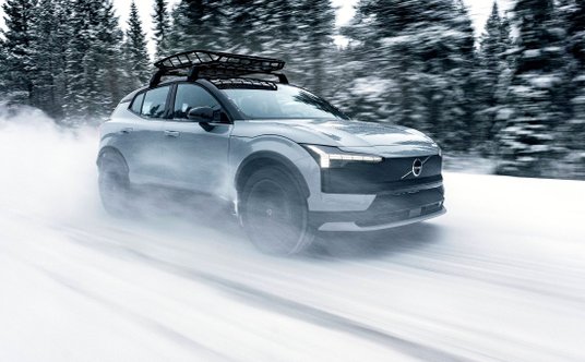 Volvo EX30 Cross Country