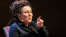 Olga Tokarczuk przyznała się, że wykupiła „najwyższą, zaawansowaną wersję jednego modelu językowego”