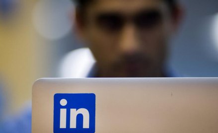 Ponad pół miliarda osób na świecie skorzysta do 2025 r. z rozwoju internetowych portali, które uławi