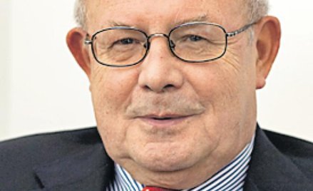 Kto i po co chce zarżnąć banki