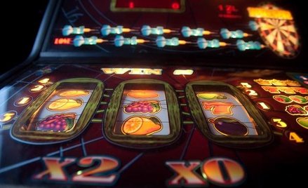 Jednoręcy bandyci mogą stanąć gdzie indziej