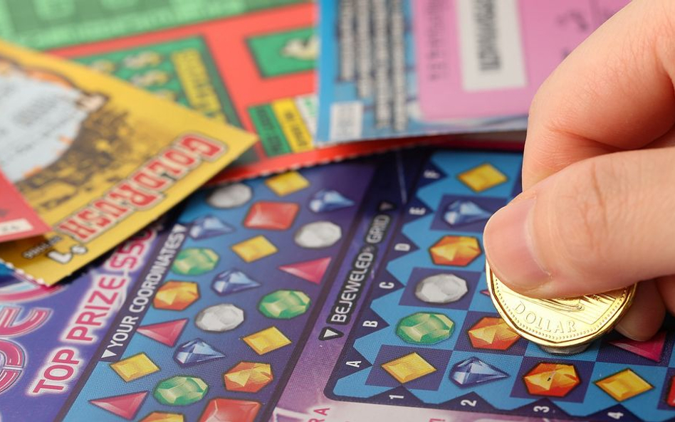 Kupiła los na loterię przez pomyłkę, wygrała 277 777 dolarów
