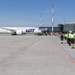 Jasionka rośnie dzięki czarterom