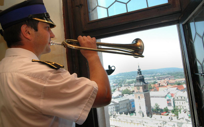W Krakowie bezpośrednio po hymnie ukraińskim z Wieży Mariackiej wybrzmi hejnał