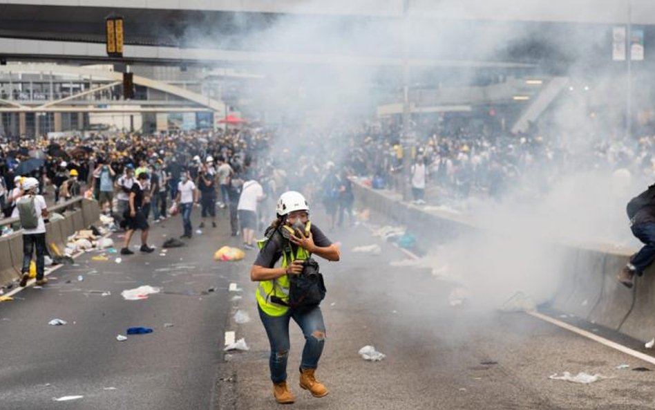 Protesty w Hongkongu wielokrotnie przybierały gwałtowny obrót. Demonstranci pokazywali swoją determi