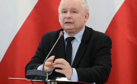 Jarosław Kaczyński w rewolucji kadrowej upatrywał nadziei na długie rządy. Ławka okazała się krótka.