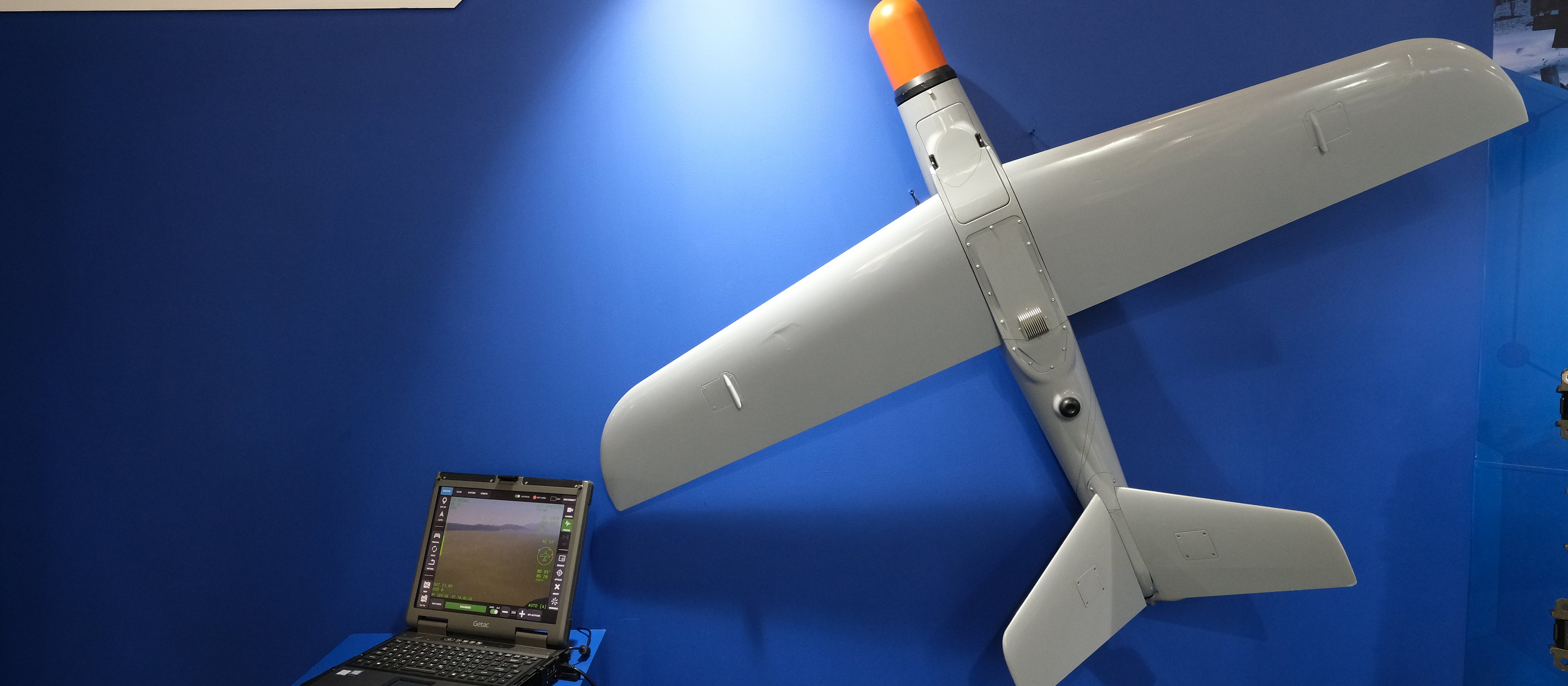 Wojsko kupuje drony kamikadze za 100 mln zł. Dostawa ekspresowa.