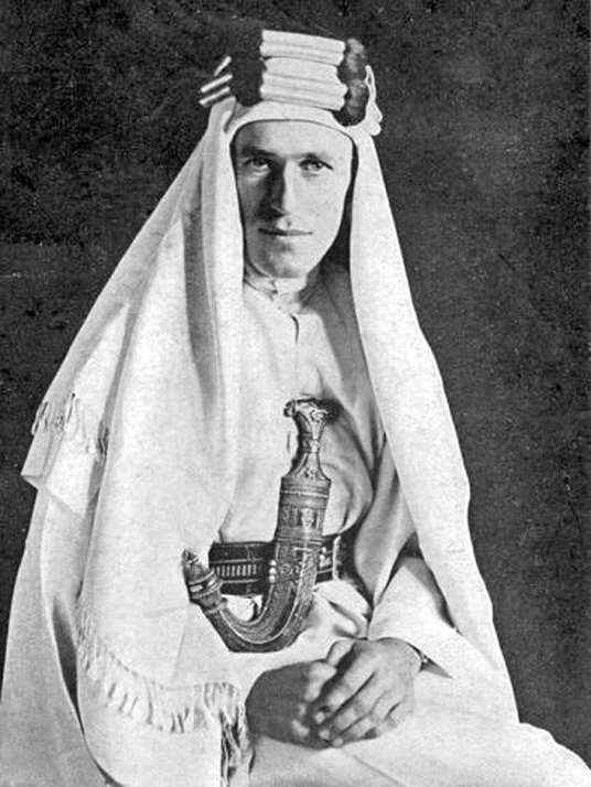 Thomas Edward Lawrence (1888–1935), zwany Lawrence’em z Arabii – na zdjęciu z ok. 1919 r.