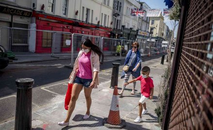 Londyn: Burmistrz obniża sobie pensję. Przez epidemię