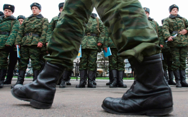 W ostatnich latach rosyjska armia stała się jeszcze bardziej zamkniętą strukturą. W efekcie wielu in