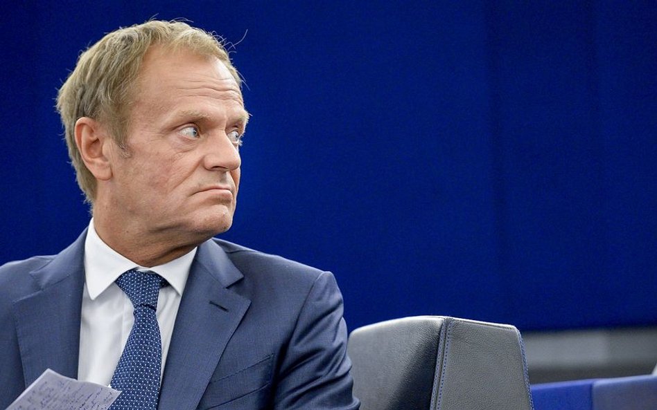 Były premier Donald Tusk o swoich politycznych planach ma opowiedzieć dopiero 2 grudnia