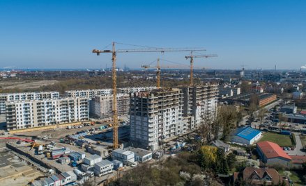 Bloki mogą powstawać przy planowanej drodze