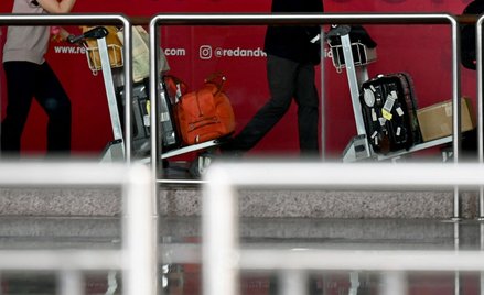 Nie ważne, skąd ktoś przybywa - ze strefy Schengen, czy spoza niej - nie musi już okazywać certyfika