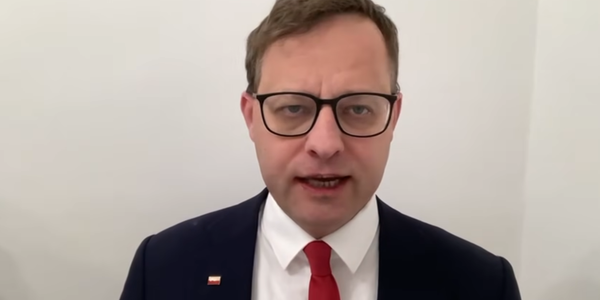 Marcin Romanowski zabrał głos po wyjeździe z Węgier. „Walka o Polskę trwa”