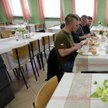 Studenci bez szczepienia nie zjedzą na stołówce i nie pójdą na mszę