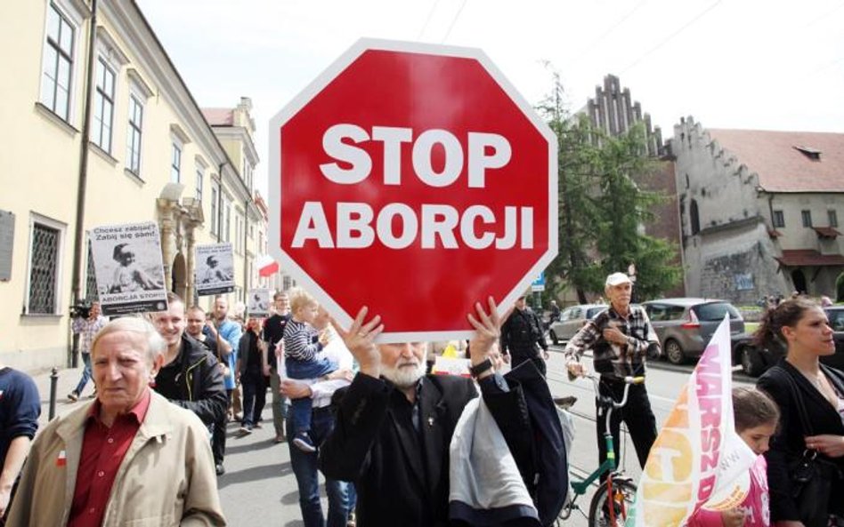 Ruchy obrony życia domagają się ochrony życia od poczęcia do naturalnej śmierci. Na zdjęciu Marsz dl