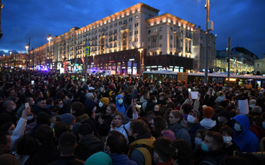 Rosja: Aresztowania uczestników protestów domagających się uwolnienia Nawalnego