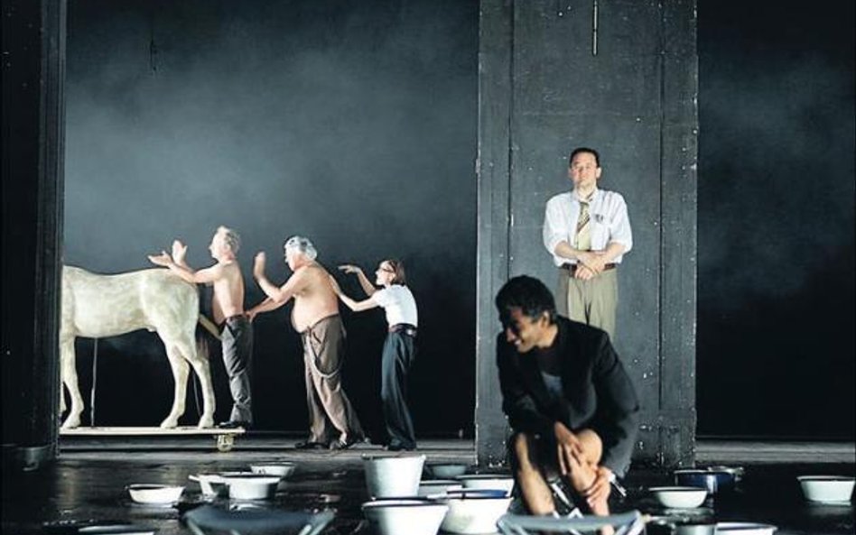 „Troilus i Kresyda” Williama Szekspira w reżyserii Luka Percevala, guru europejskiego teatru, z Muen