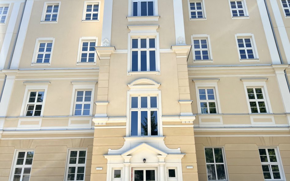 Rewitalizacja pięciokondygnacyjnej kamienicy, wpisanej do rejestru zabytków, wymagała ścisłej współp