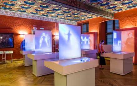 Mickiewicz sześć wcieleń poety na ekranach parowych.