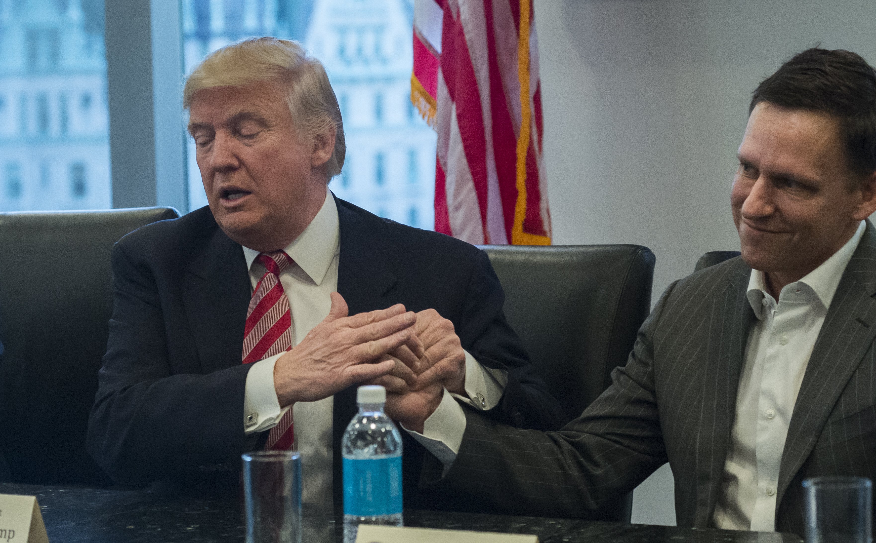 Ten gigant IT przejmuje Pentagon. „Mega kontrakt” dla firmy zwolennika Trumpa