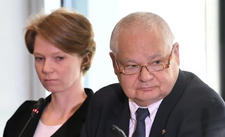 Prezes NBP Adam Glapiński (P) oraz wiceprezeska NBP Marta Kightley (L)