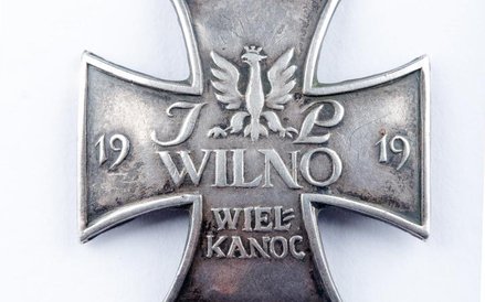 Od 500 zł będzie licytowana odznaka z 1919 r. „Za Wilno”