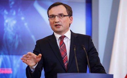 Minister sprawiedliwości nie mógłby wygrać procesu z krakowskimi naukowcami