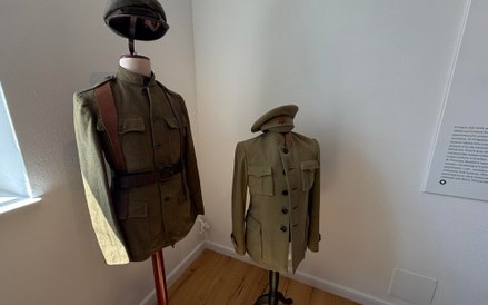 Zwiedzający muzeum zobaczą umundurowanie żołnierzy z czasów Bitwy Warszawskiej 1920 r.