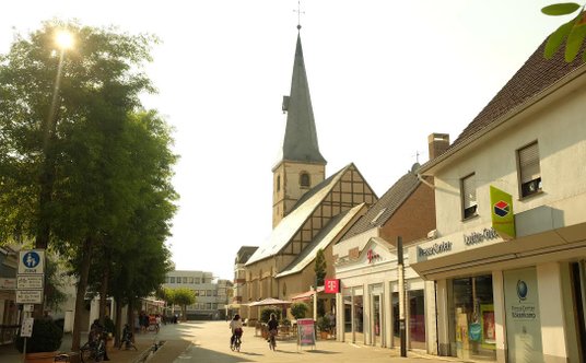 Rheda-Wiedenbr&#xfc;ck, 50-tys. miasto, z kt&#xf3;rego pochodzi i w kt&#xf3;rym ma najwi&#x119;kszy 