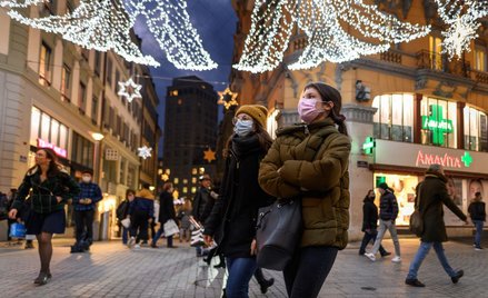 Koronawirus. Szwajcaria zamknie restauracje na miesiąc?