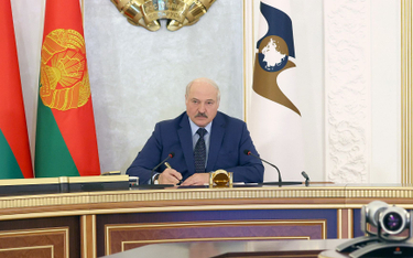Łukaszenko uderza w Unię Europejską imigrantami