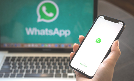 Prywatny WhatsApp nie do spraw służbowych. Ryzyko po stronie firmy i pracowników