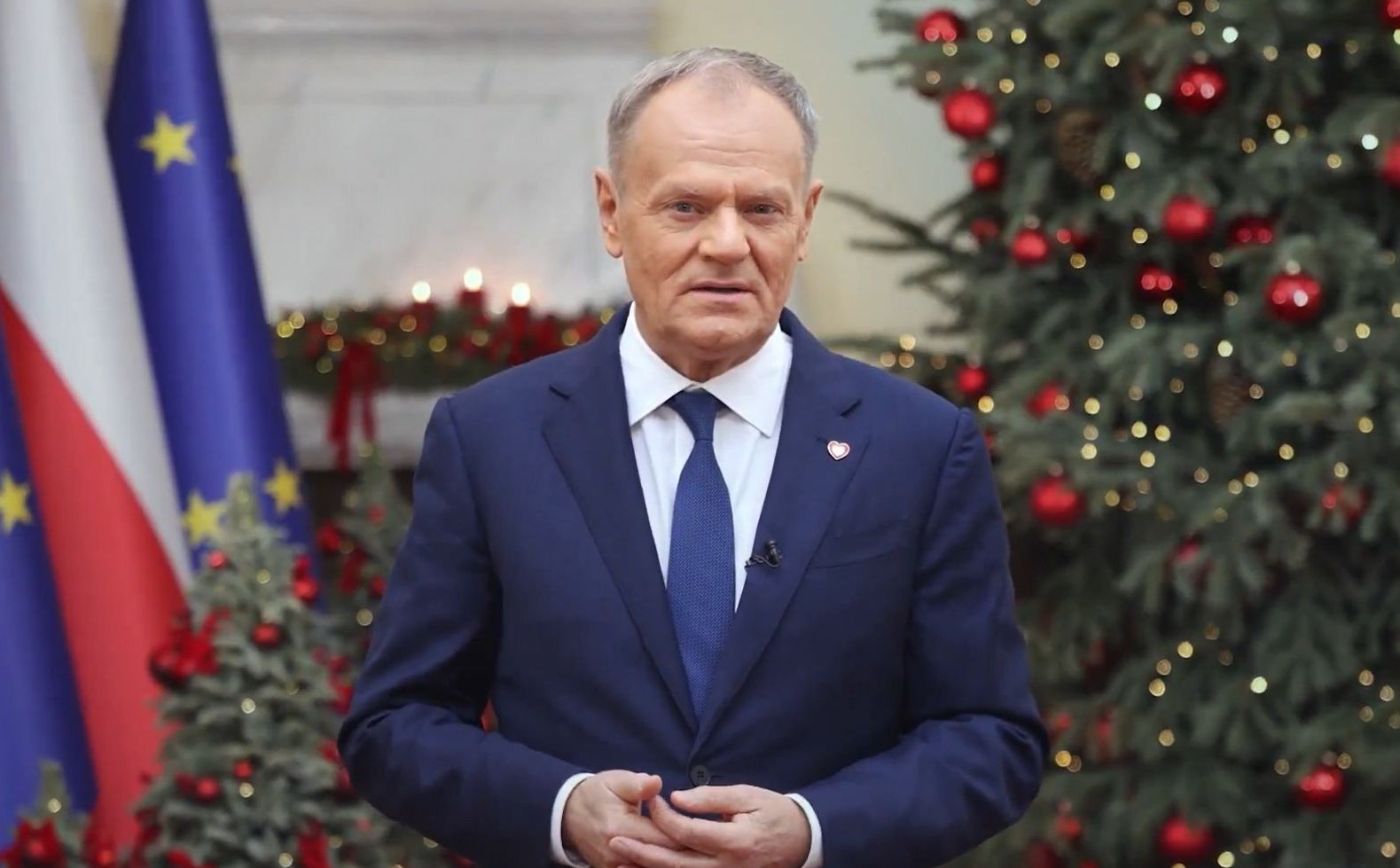 Orędzie noworoczne premiera. Papa Smerf mówi o „roku przełomów”