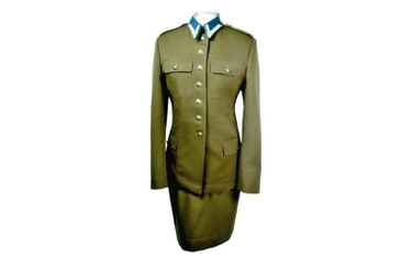 Proponowany przez MON wzór munduru dla kobiet.