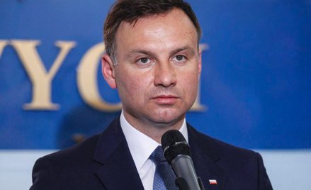 Przetarg na śmigłowce: Prezydent ma wątpliwości